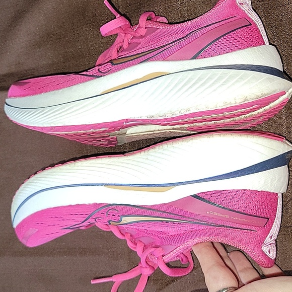 Saucony Pink Athletic Shoes - Picture 4 of 9
